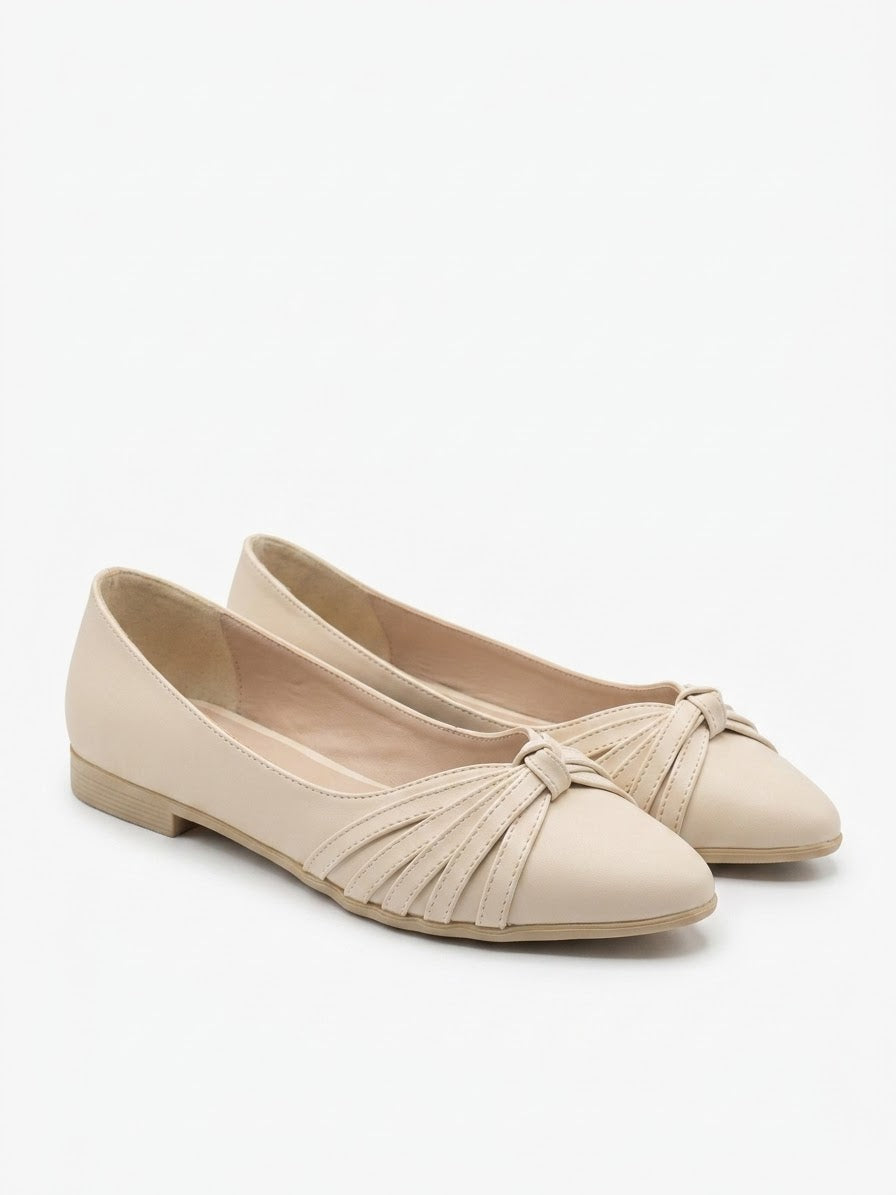 Pair of cream knot bow pointed ballet flats